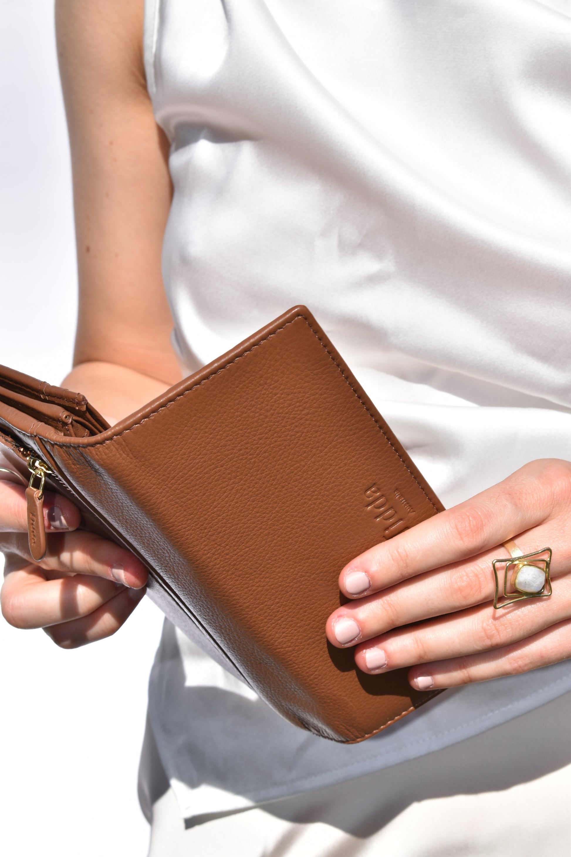 Ningaloo Wallet Mud Brown Full Grain Leather