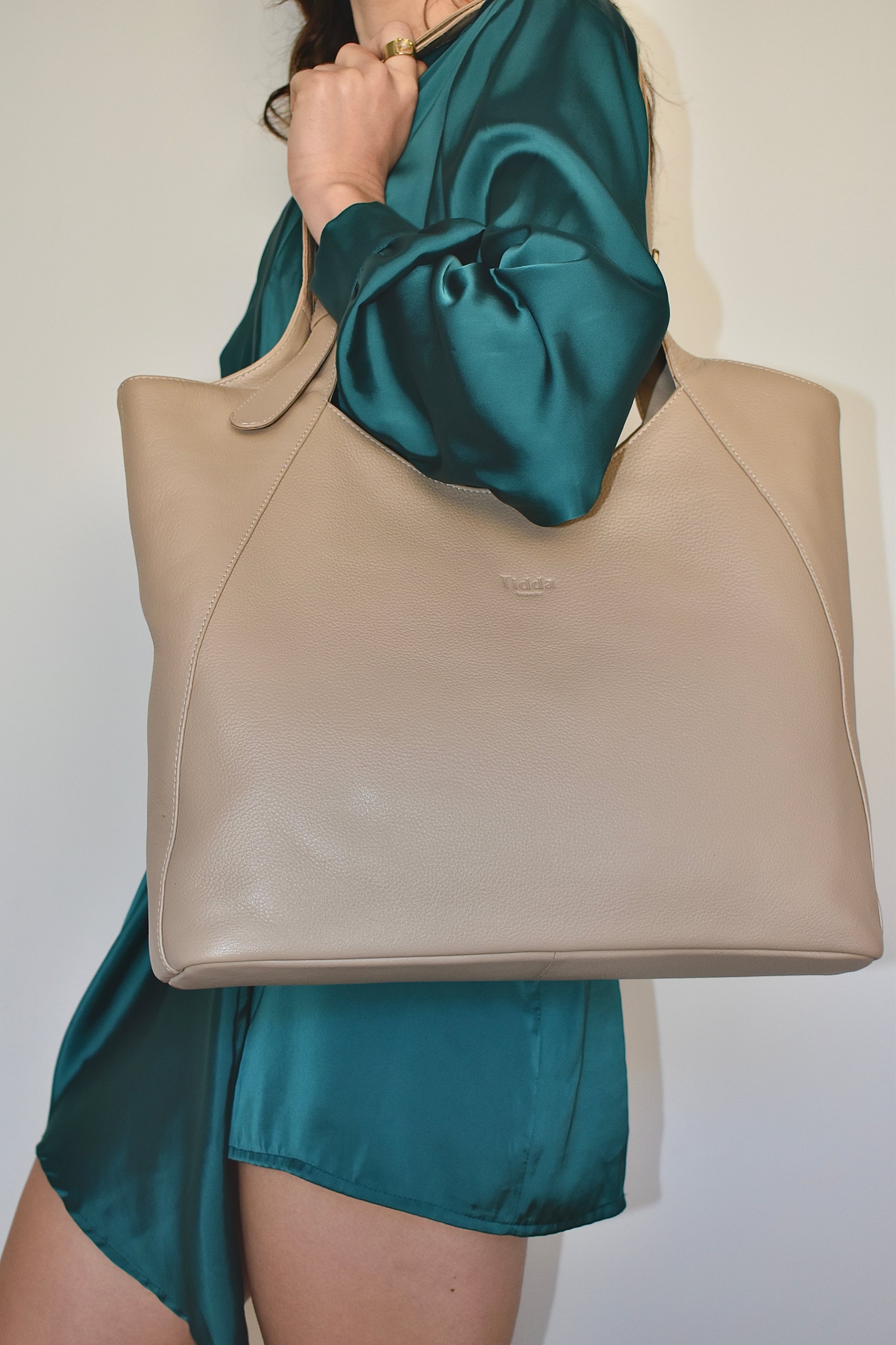 Margaret Tote Sand Full Grain Leather