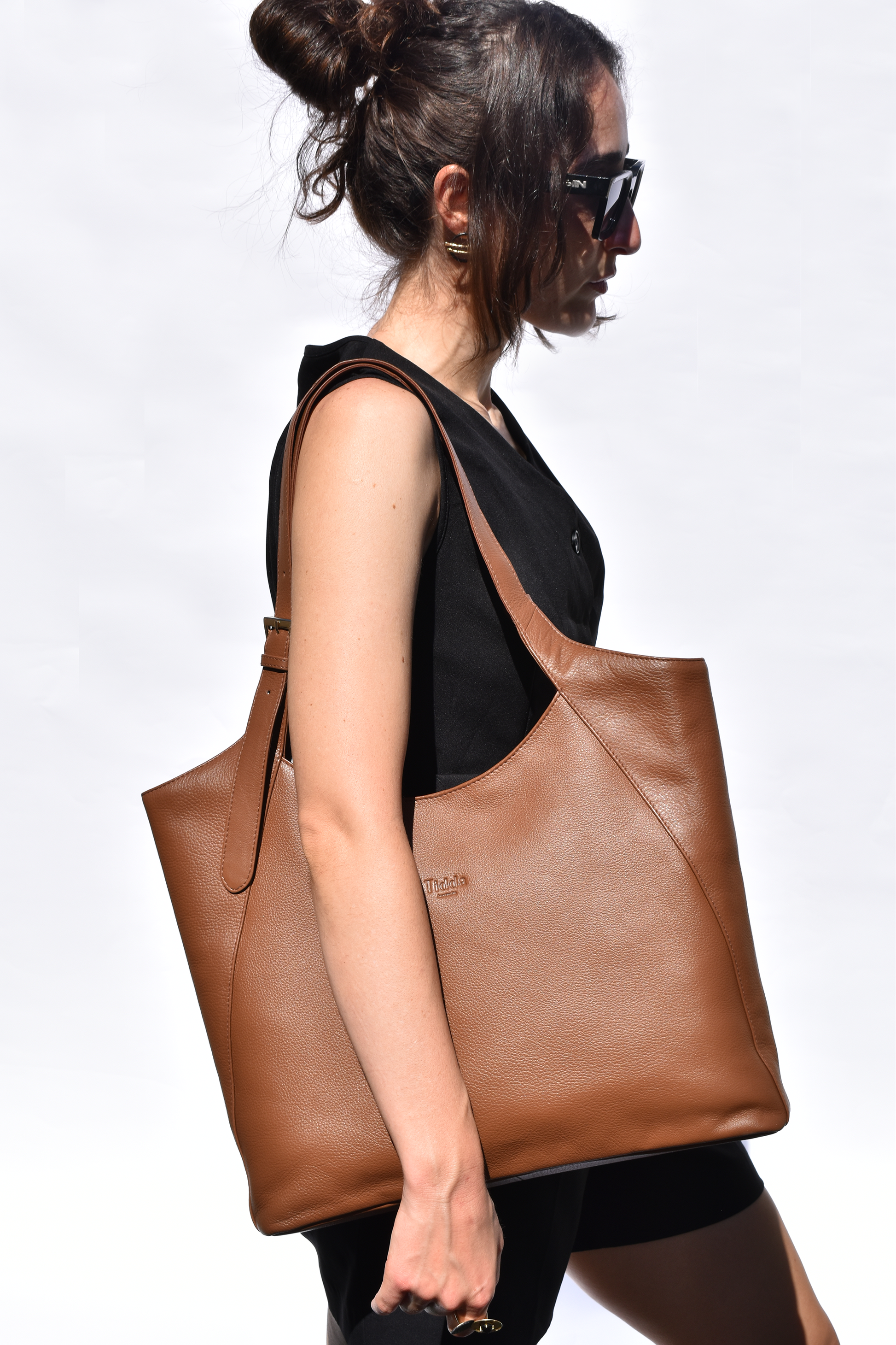 Margaret Tote Mud Brown Full Grain Leather