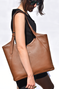 Margaret Tote Mud Brown Full Grain Leather