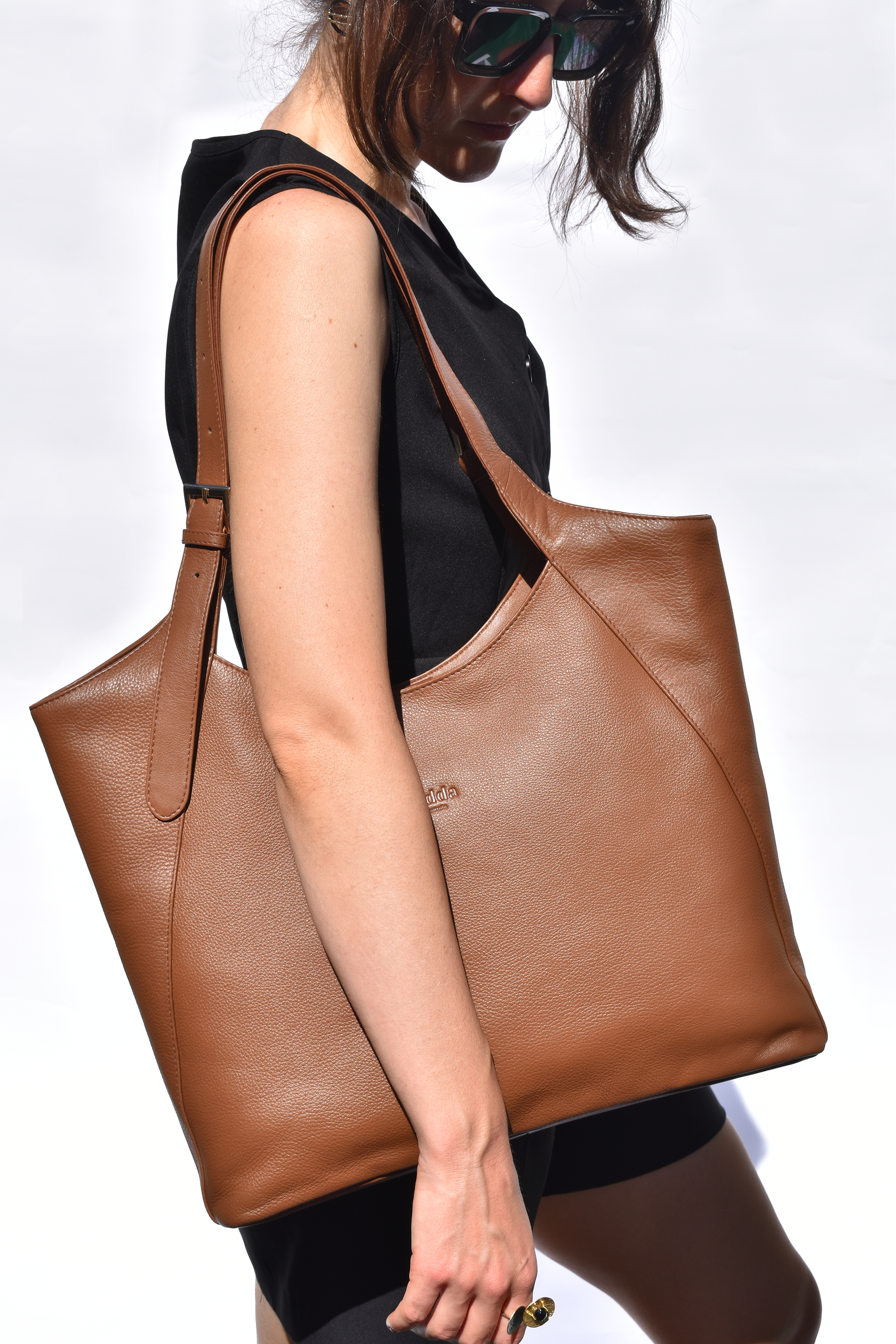 Margaret Tote Mud Brown Full Grain Leather