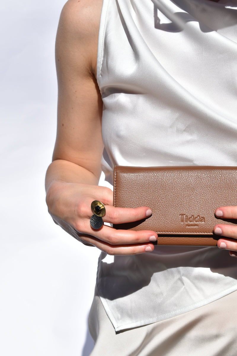 Ningaloo Wallet in Mud — Oralua
