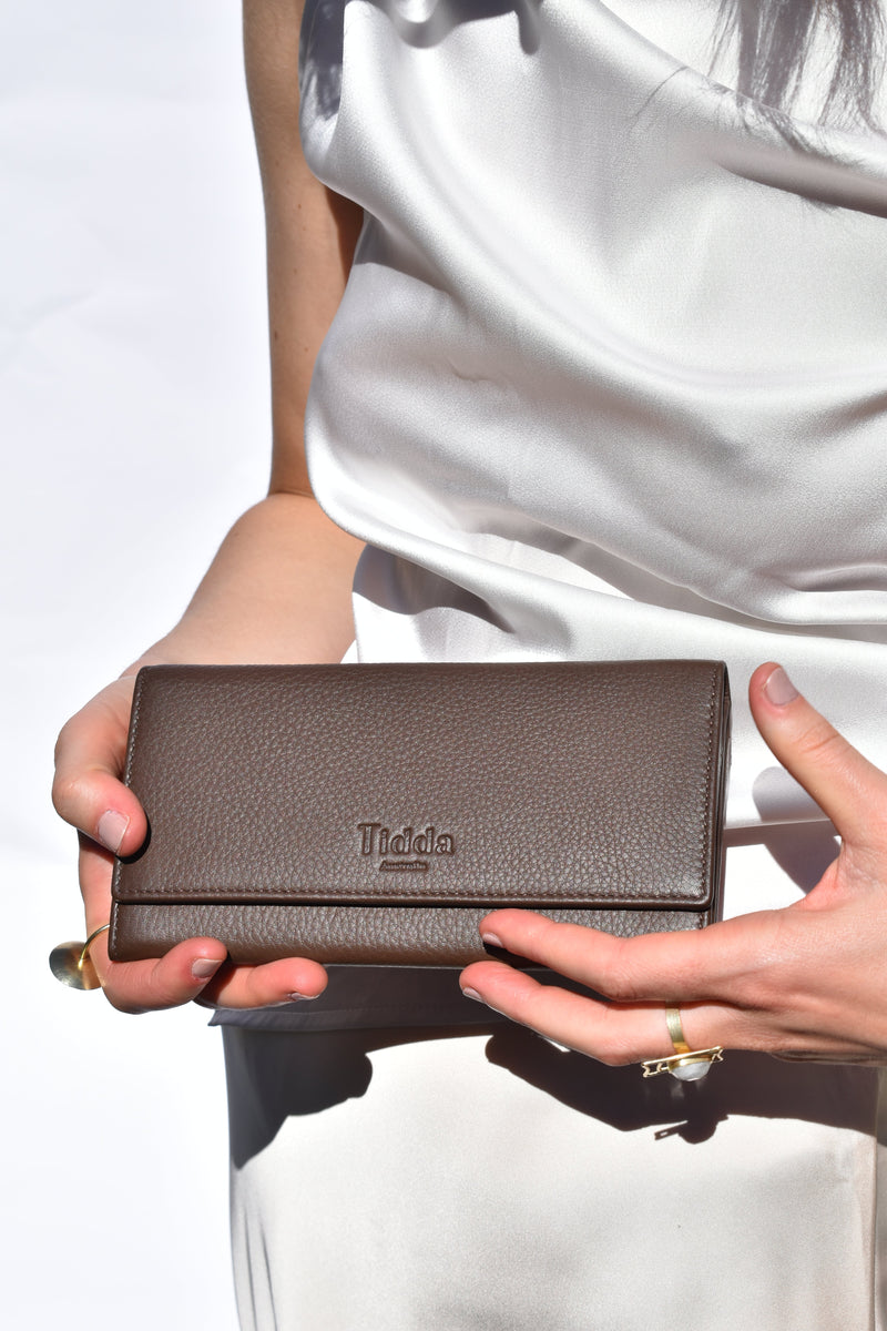 Ningaloo Wallet in Cocoa — Oralua